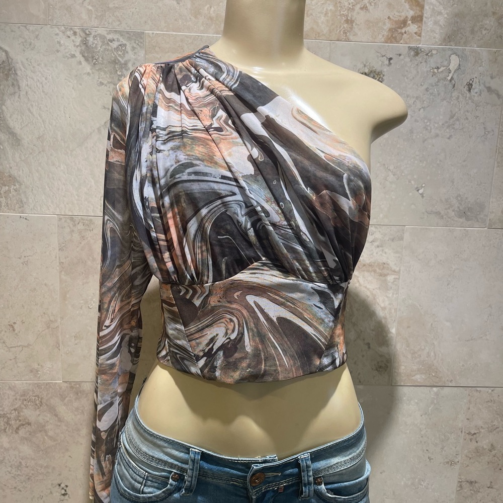 ZARA one shoulder long sleeve crop top. NWT size XL